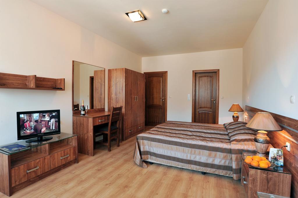 Deluxe Room In Stoykite Pamporovo Exterior photo