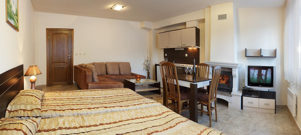 Deluxe Room In Stoykite Pamporovo Exterior photo